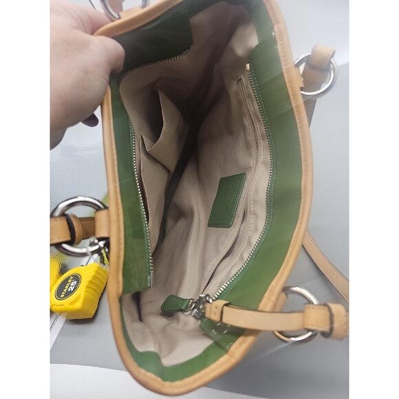 COACH F22322 PEYTON Embossed Green Medium Purse / Hand Bag Flaw - Picture 7 of 11